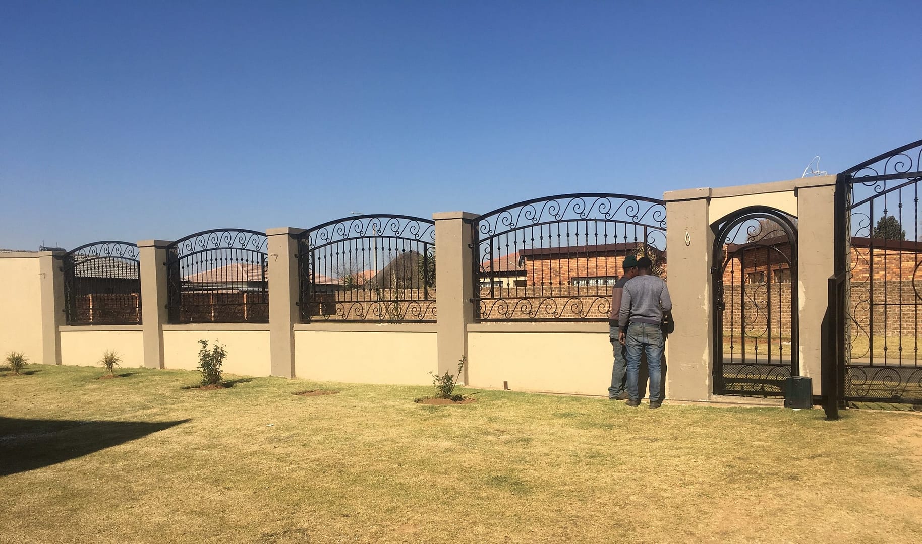 Fencing design for home in Gauteng